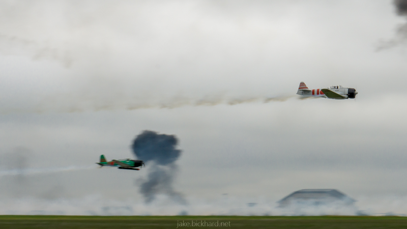 Illustration for article titled Airshow flying pics
